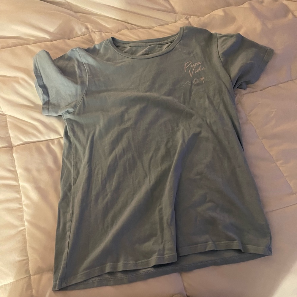Pura vida blue tee shirt